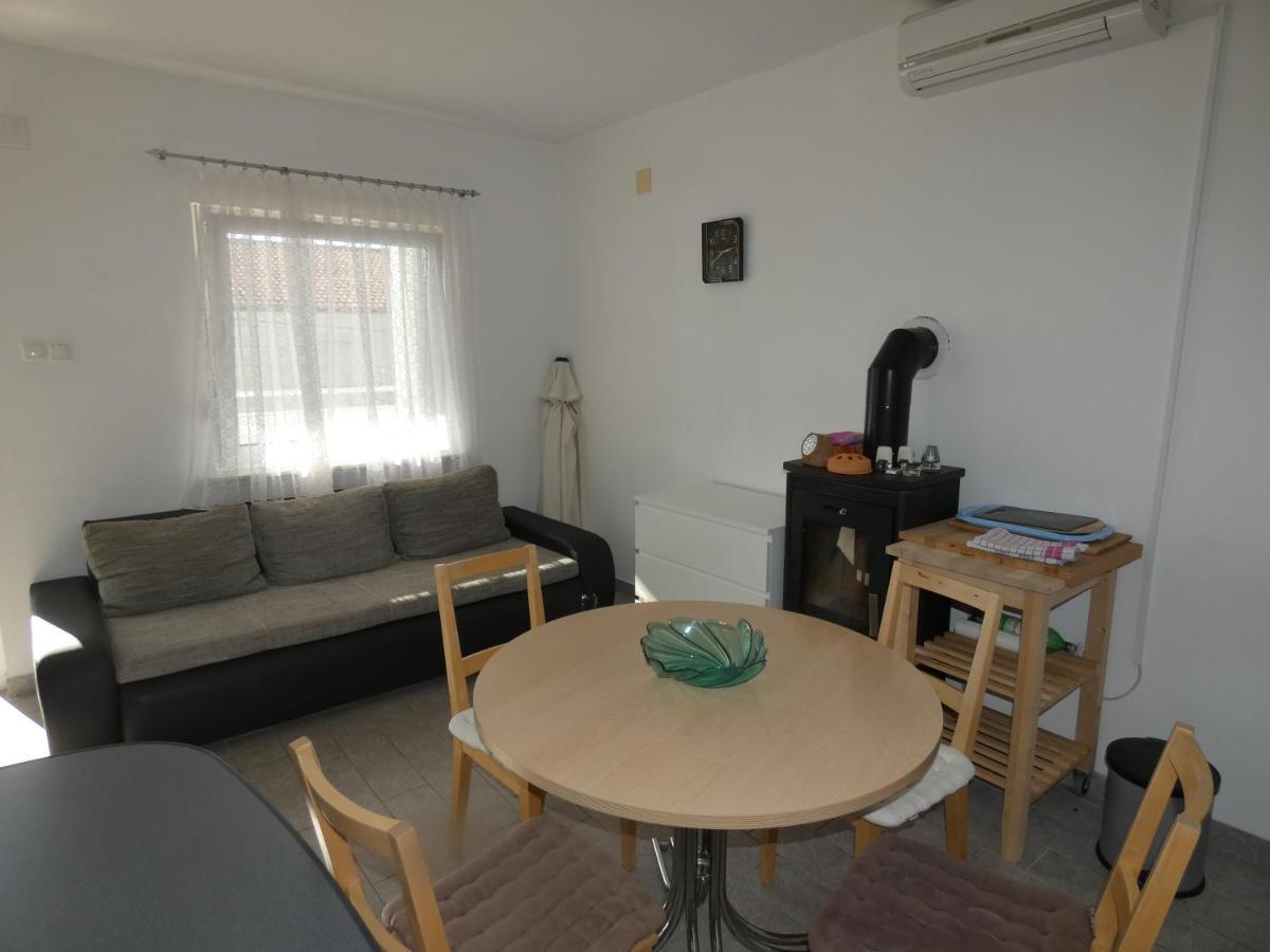 Tomo Apartment Starigrad Paklenica Εξωτερικό φωτογραφία